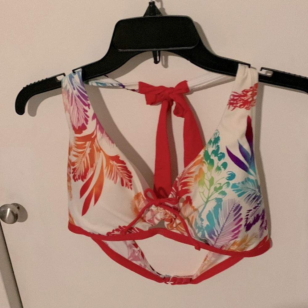 Jag size Large swim top